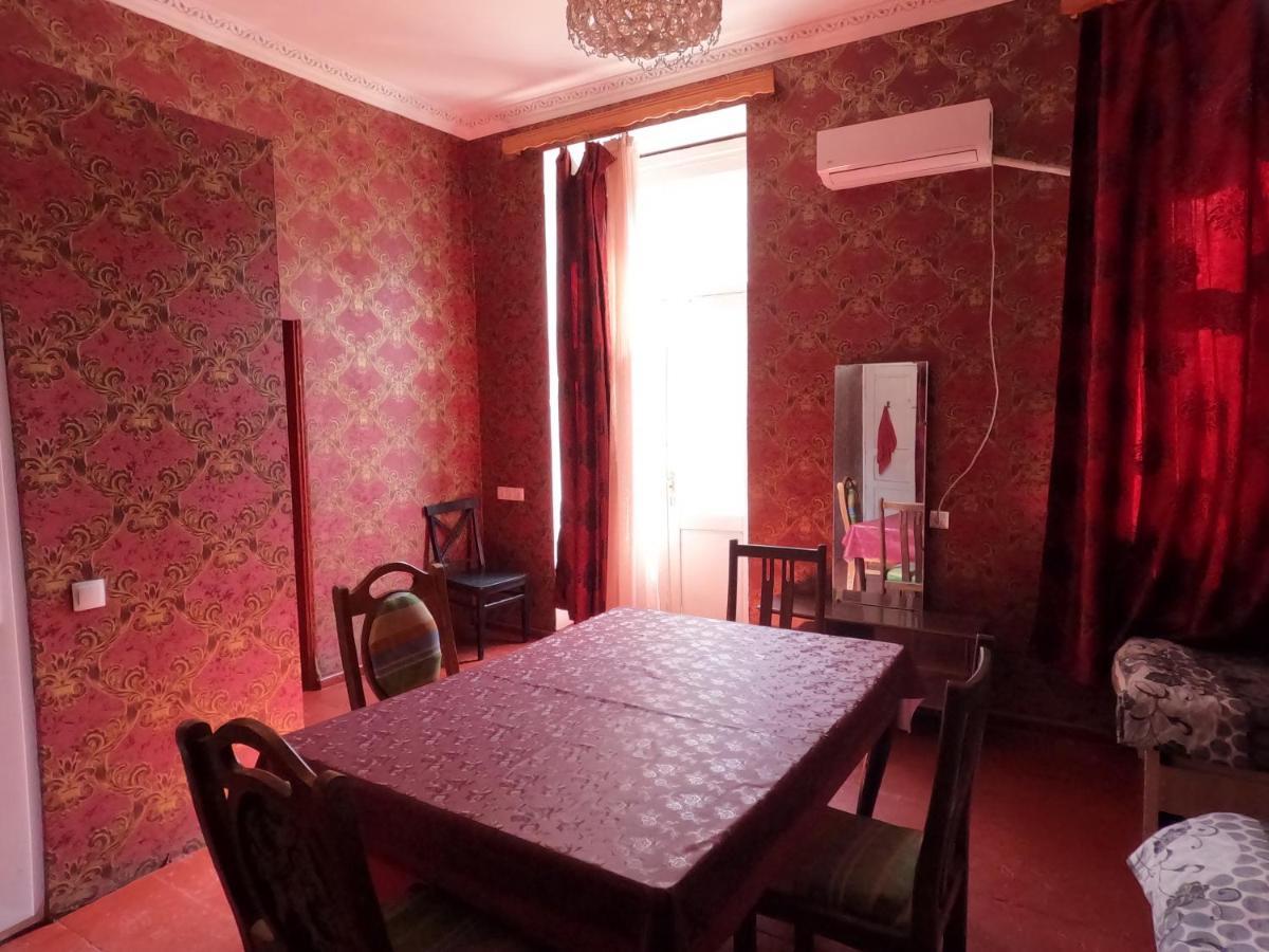 Sabir'S Apartment Old Town تبليسي المظهر الخارجي الصورة